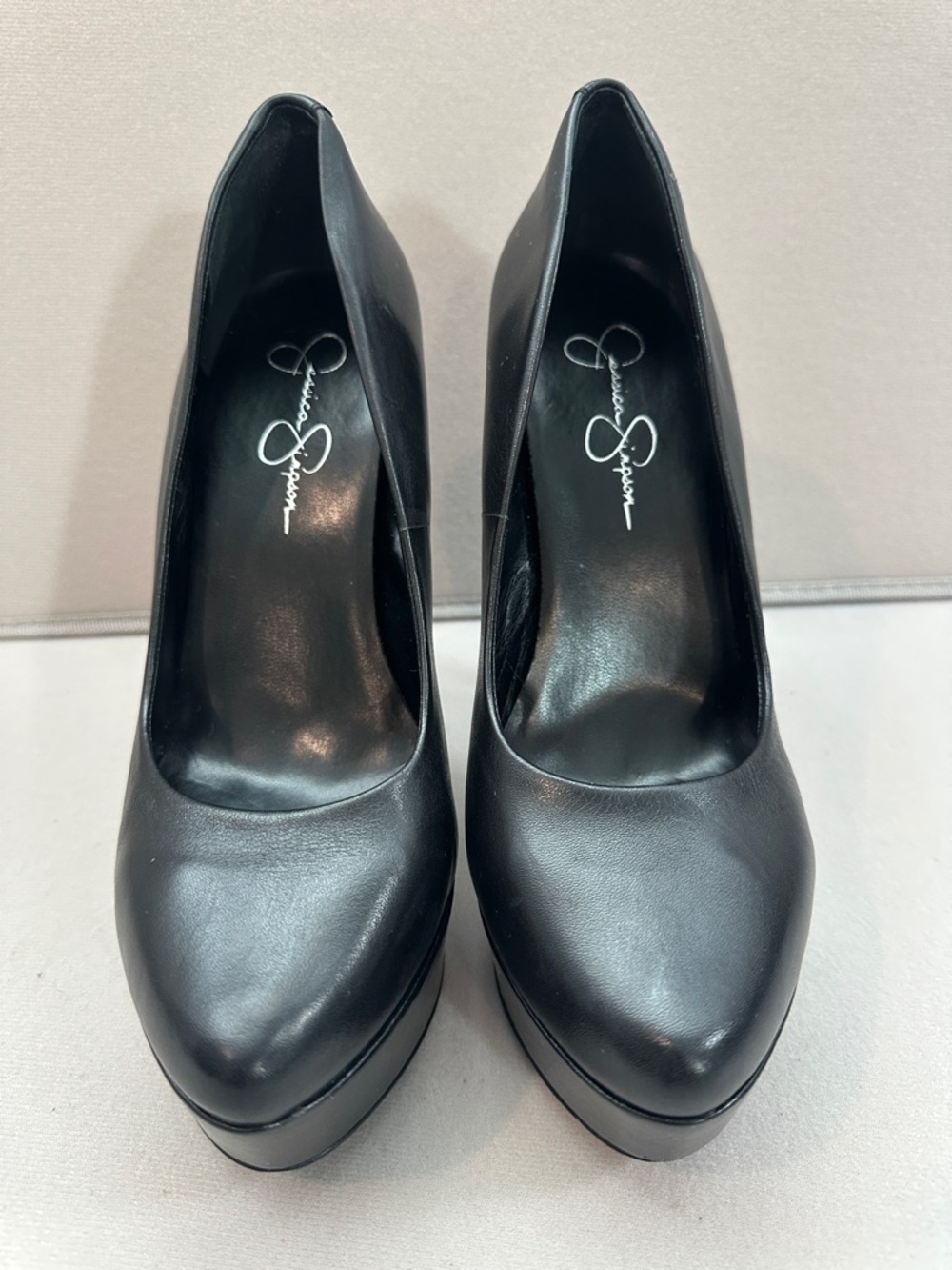 Jessica Simpson Black Leather Platform Pointed-Toe Pumps Size 9 US